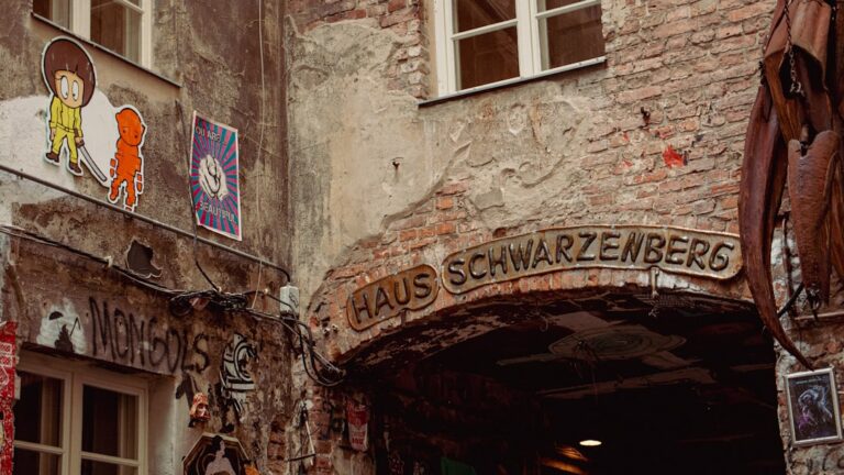 Historia teatru w Polsce – najważniejsze etapy rozwoju sztuki scenicznej